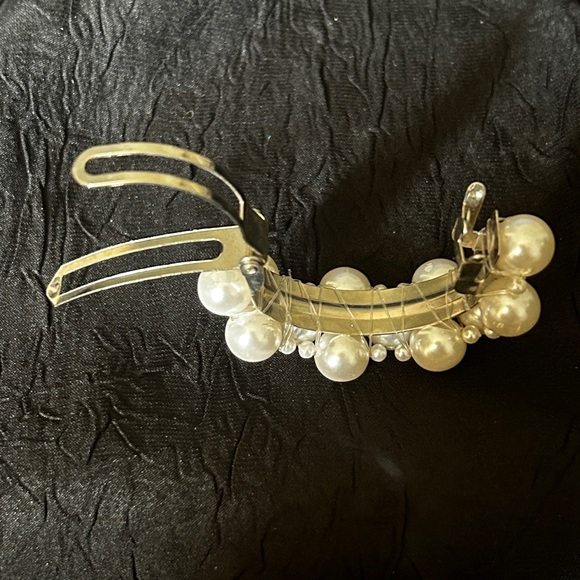 Vintage Pearl Ponytail Holder - Picture 5 of 5
